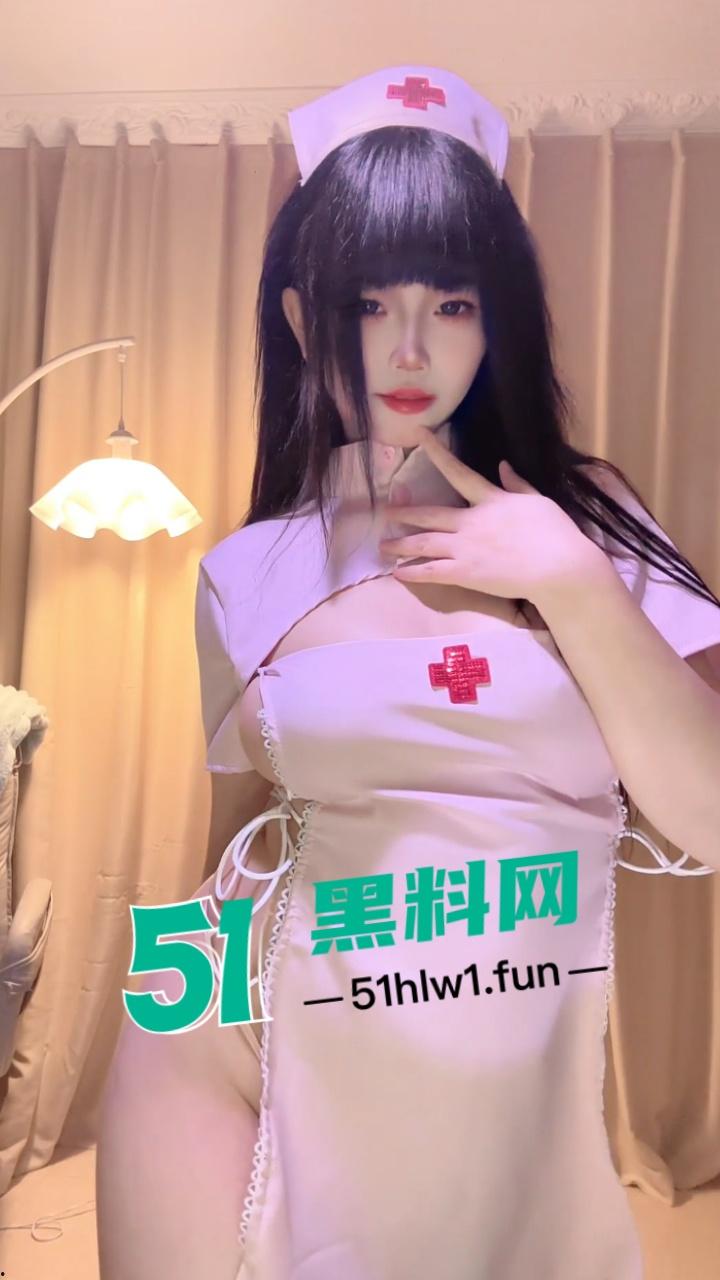 花椒极品福利姬【Y态Baby】颜值甜美可爱，却拥有魔鬼般的身材穿各式情趣火辣骚舞，定制裸舞自慰福利流出。-11