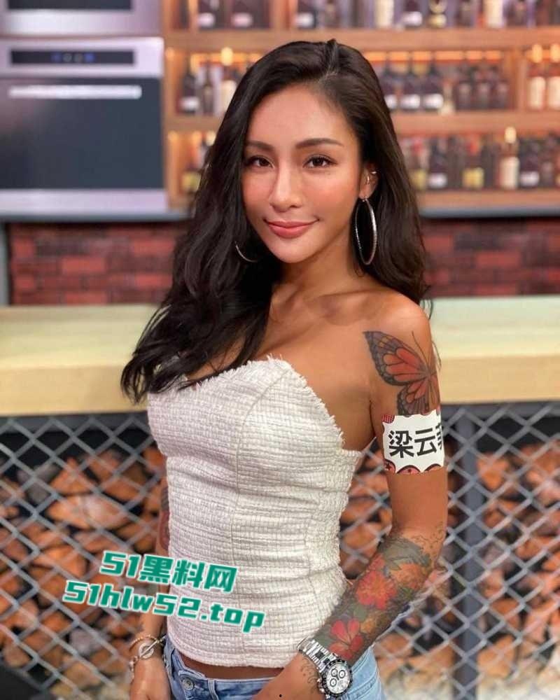 国光女神【梁云菲】泄密私密视频遭曝光，前男友台湾艺人金刚忙撇关系，瓜友们全网疯传！-4