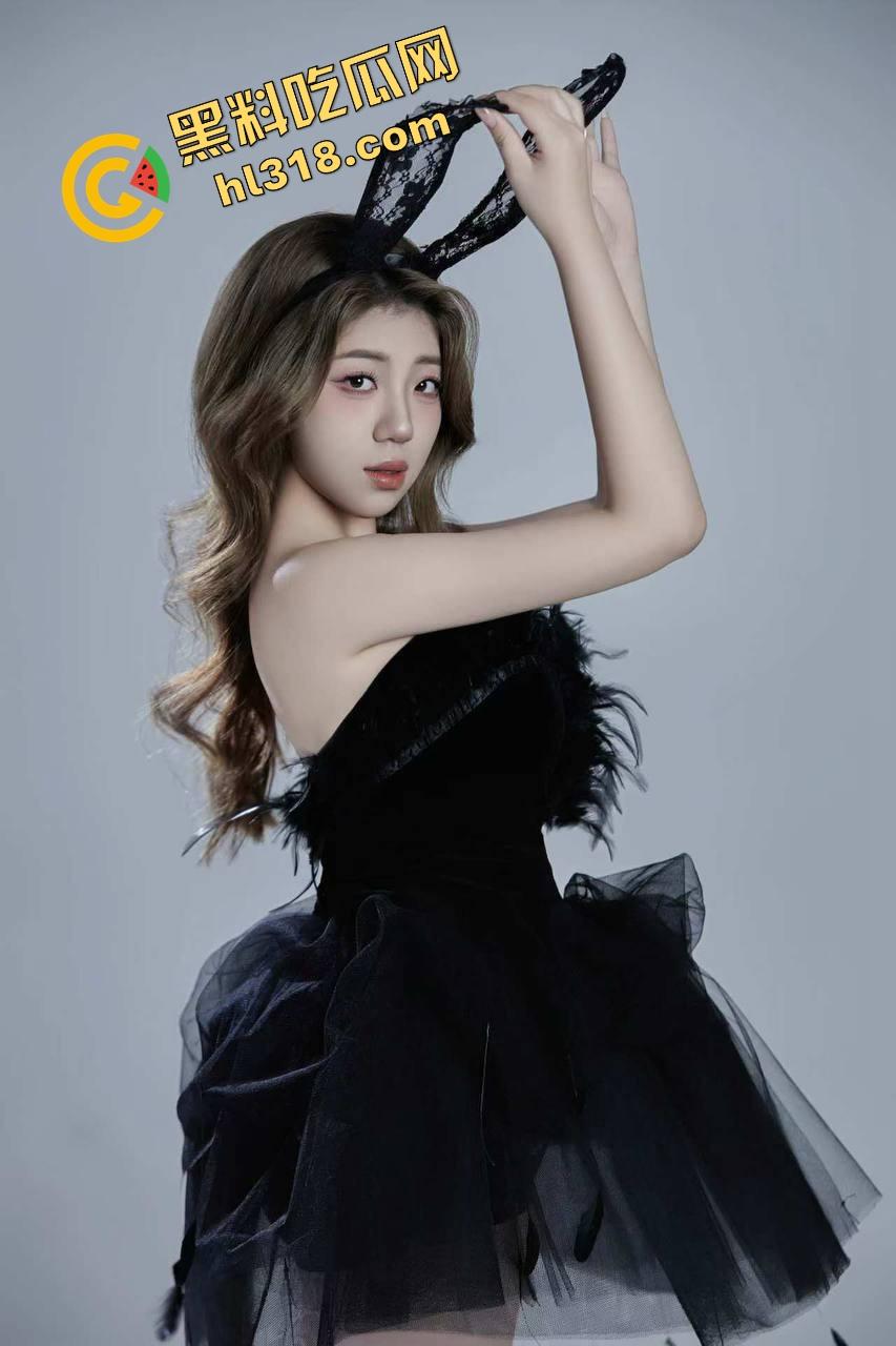 带嫂子酒吧喝嗨了,回全季酒店把她操到眼泪直流,微醺状态深喉插到口爆吞精,真的是好吃不过饺子!-3