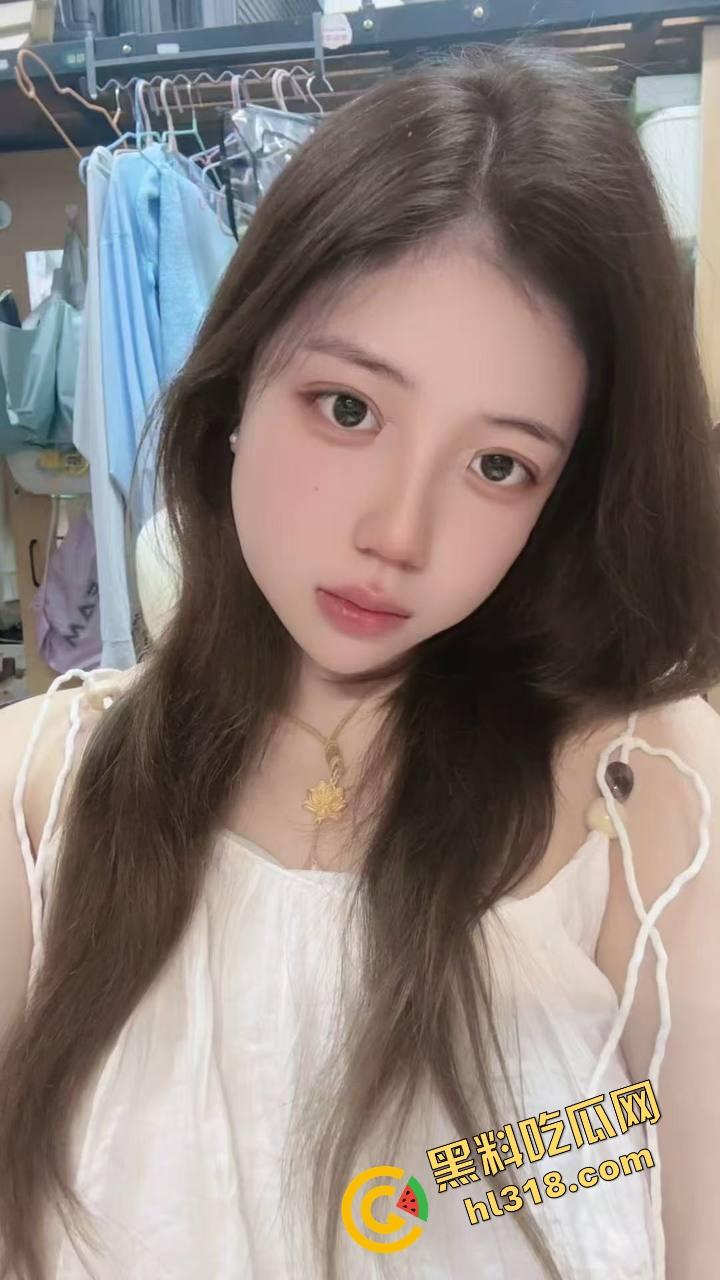 带嫂子酒吧喝嗨了,回全季酒店把她操到眼泪直流,微醺状态深喉插到口爆吞精,真的是好吃不过饺子!-7