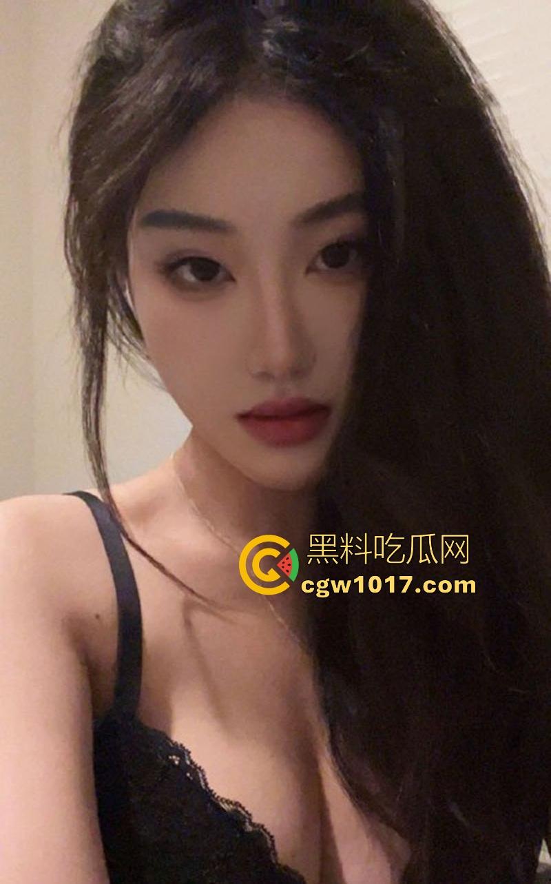 富二代约炮调教深圳极品车模,高颜值御姐化身小骚猫,SM捆绑足交贞操笼轮番上阵,白虎嫩穴无套狂操。很反差!-1