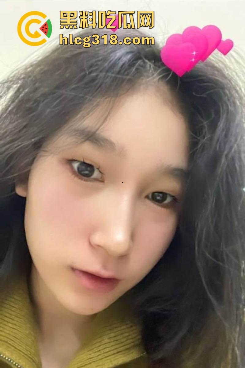 辽宁传媒学院【林娇娇】与男友性爱纪实,高清摆拍对白精彩,穿着情趣丝袜套装 被各种姿势肆意玩弄!-2