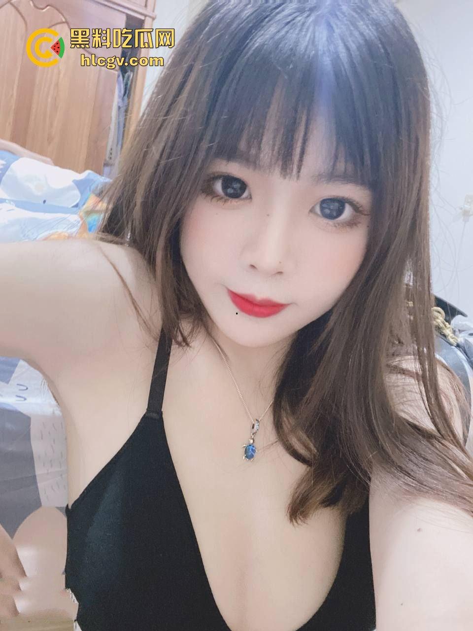 极品反差巨骚台妹【林琳】私密自拍泄密,骚劲十足让人直呼必打卡!-14