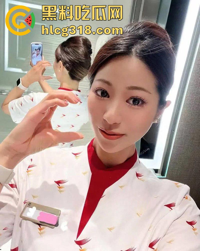 香港超模级火辣空姐,出轨闺蜜老公酒店吃鸡,御姐颜值口交技术超一流,被闺蜜发现后果断曝光!-1