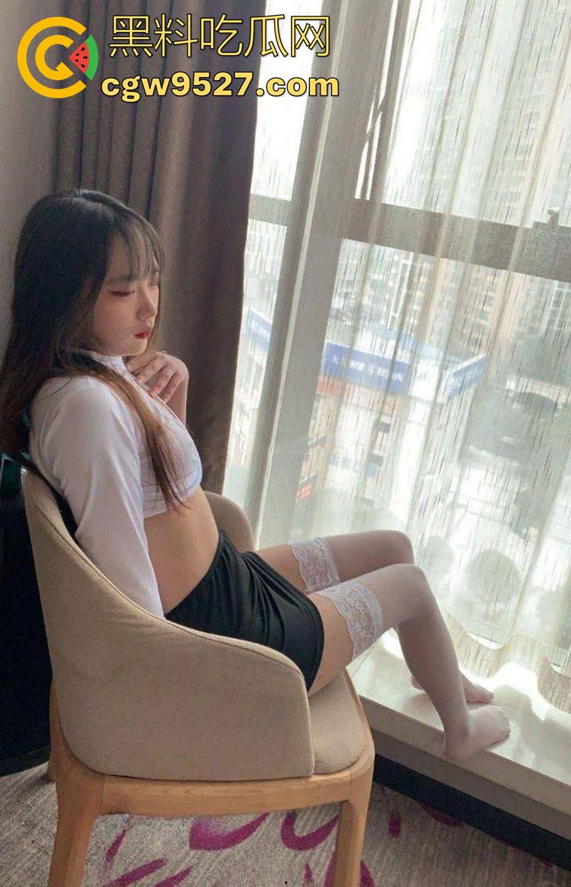 山东艺术学院舞蹈生【白梦雨】,清纯颜值顶级身材尤物,白天女神晚上母狗,被金主掰开嫩穴暴力抽插!-4