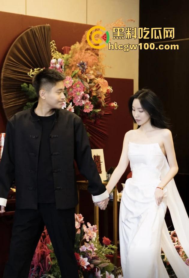 山东广饶顶级烂货『王艺珊』曝光 脚踏两条船骗钱挨操挨肏 订婚还瞒着1号男友 性爱视频转账记录全网疯传!-12