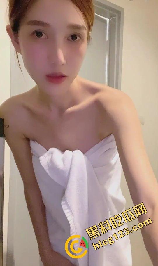 OnlyFans网红NDREAM嫩穴粉嫩,私拍啪啪口交大秀,场面火辣吃鸡不断!-14
