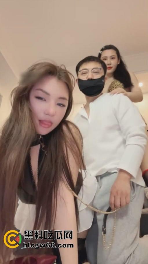 长沙秘书【小祺】当众被爆操,闺蜜牵线卖身换提成,跪舔老板鸡巴舔到吐奶,掰穴求操骚得像发情母狗!-9