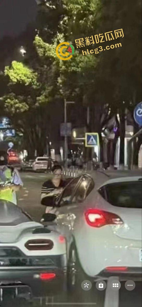 浙江宁波 别克女车主撞上抖音富豪沙特龙 顶级豪车柯尼塞格 定损406万!-8