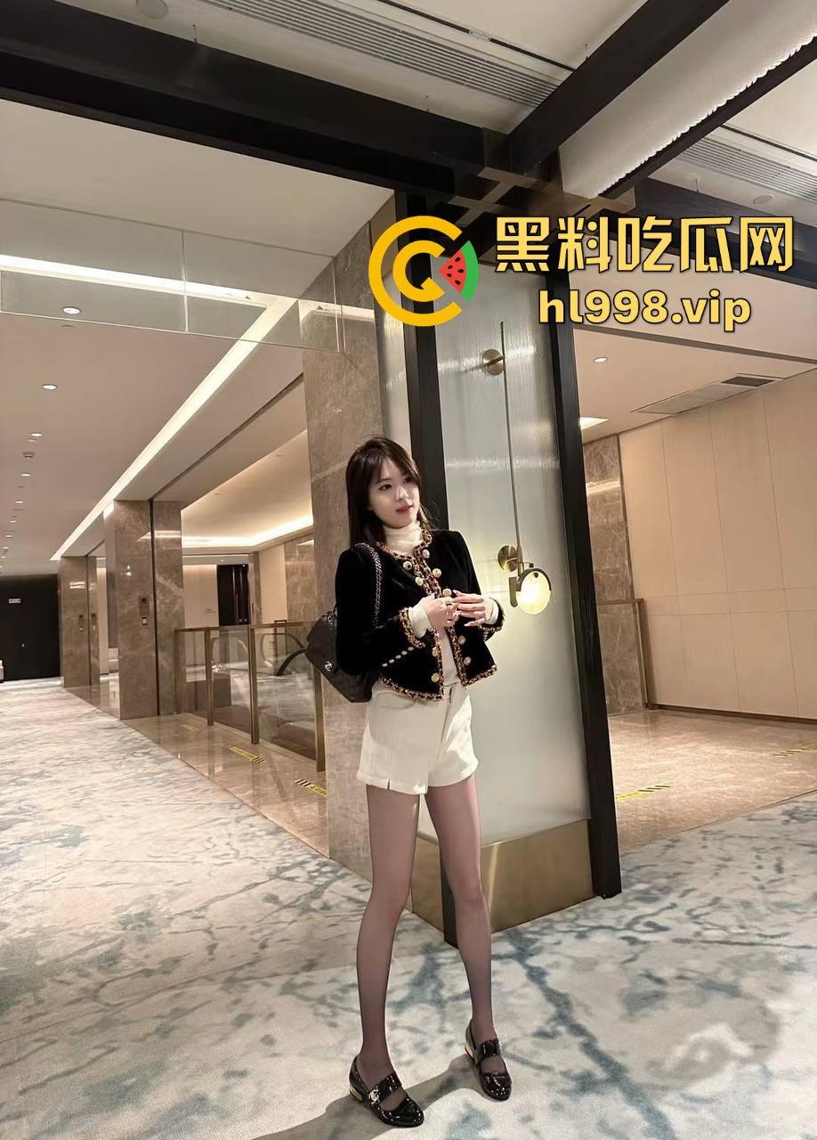 河南抖音小网红『王格格』遇上假富二代,幻想成阔太结果被骗光身子,做爱视频流出真是人财两空!-12