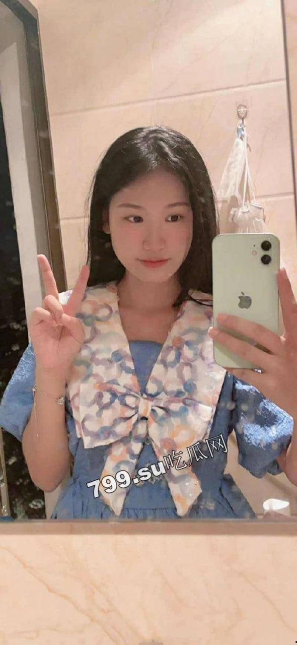 精品泄密！四位美女小姐姐私密视频流出 均有露脸 玩的就是真实-12