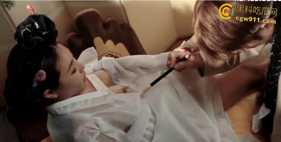 韩国三级片《仙女之泣》,寂寞地主富婆抠逼自慰,樵夫种树被富婆偷情勾引,户外树林野战掀群爆操 !-5