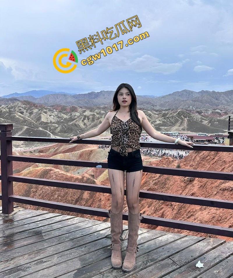 河池学院毕业生表里不一:体育老师喝醉后与被带入酒店强奸,性感丰满身材全程享受,翘臀被狂撞,令人咂舌!-3