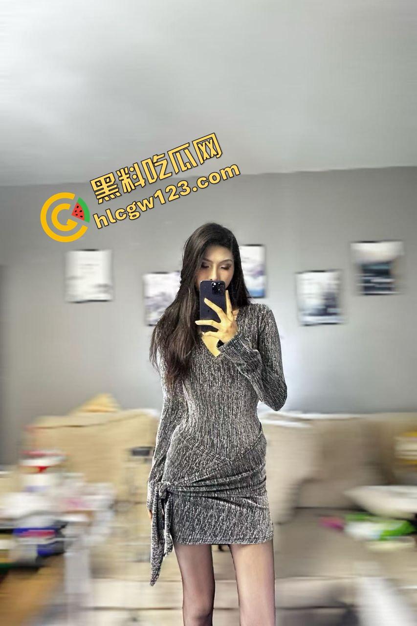 西南中专语文老师【范颖】办公室直播脱光光,一边讲一边到高潮,奶头都站起来了!-1