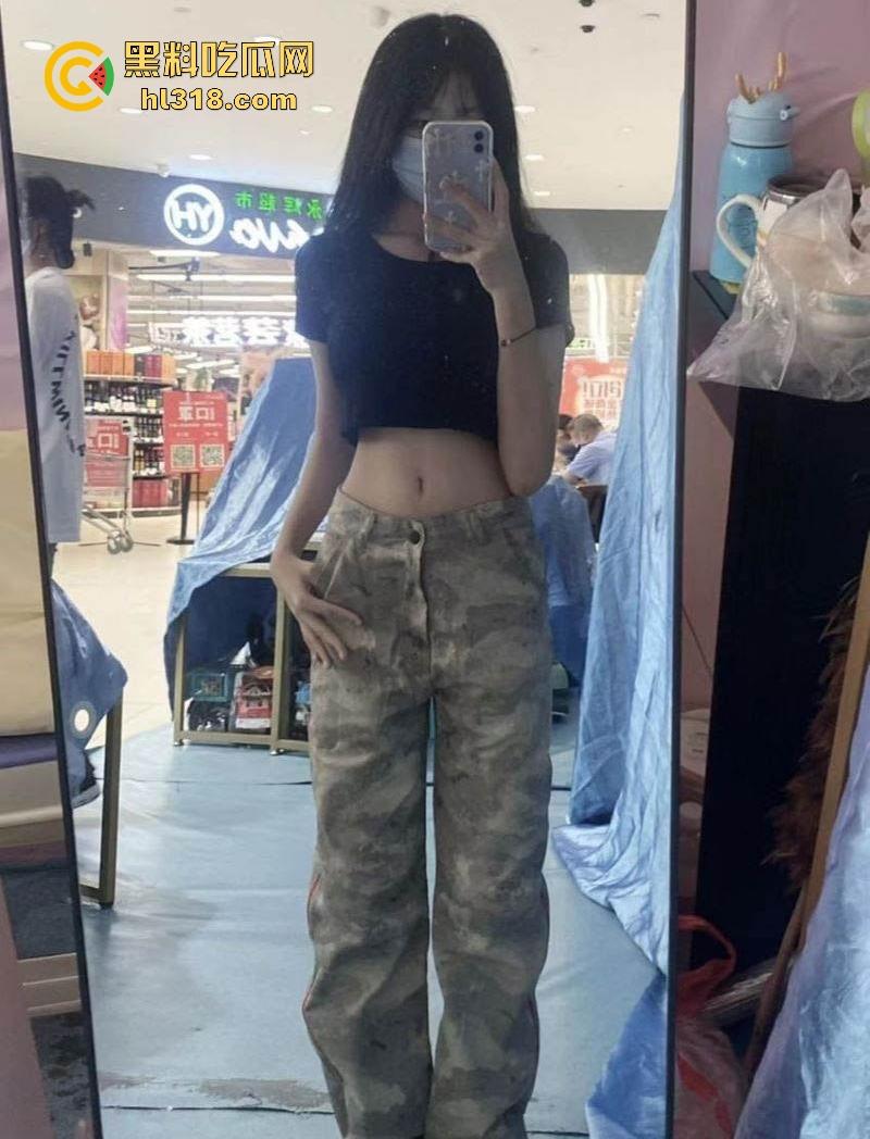 黑龙江极品萝莉【刘文玲】约炮视频曝光，反差母狗相约车震，后排极限口交骑乘，敏感小穴高潮颤栗不止！-3