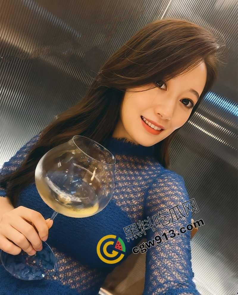 江苏银行风骚少妇的诱惑！当洁白美乳遇上领导大屌，制服诱惑中的疯狂淫乱-2