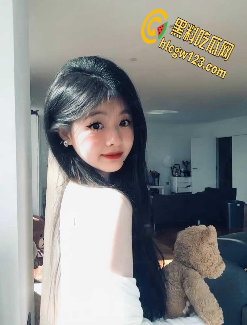 四川旅游学院【陈蓓元】，有着清纯外表却下海做外围，包一夜不做高端也不卖低廉逼价！-1