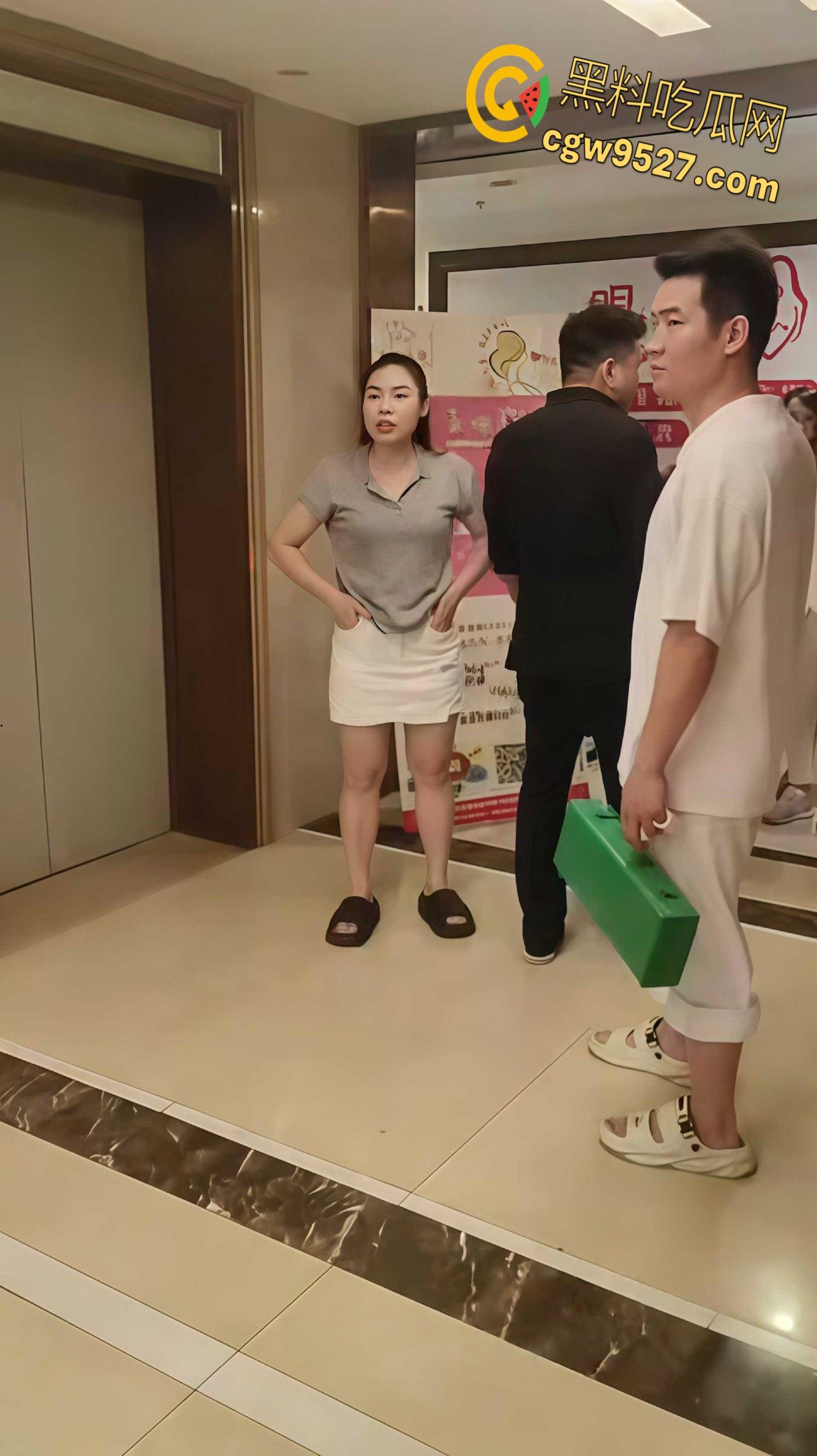 湖南某母婴培训机构，押金纠纷多人围堵事件，学员丈夫怒斥黑心机构，欺诈消费者权益！-7