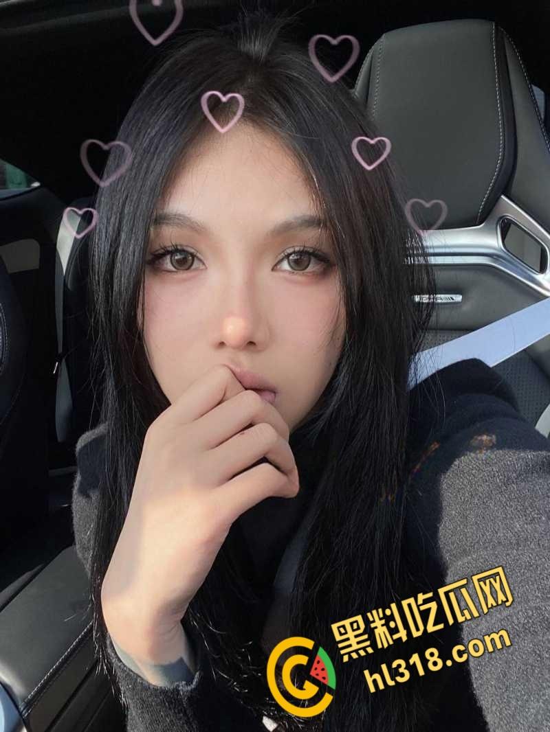 推特福利姬花臂女神，性感翘臀自慰求操，纹身的女性不一定就是坏女人，但是一定就很骚！-1