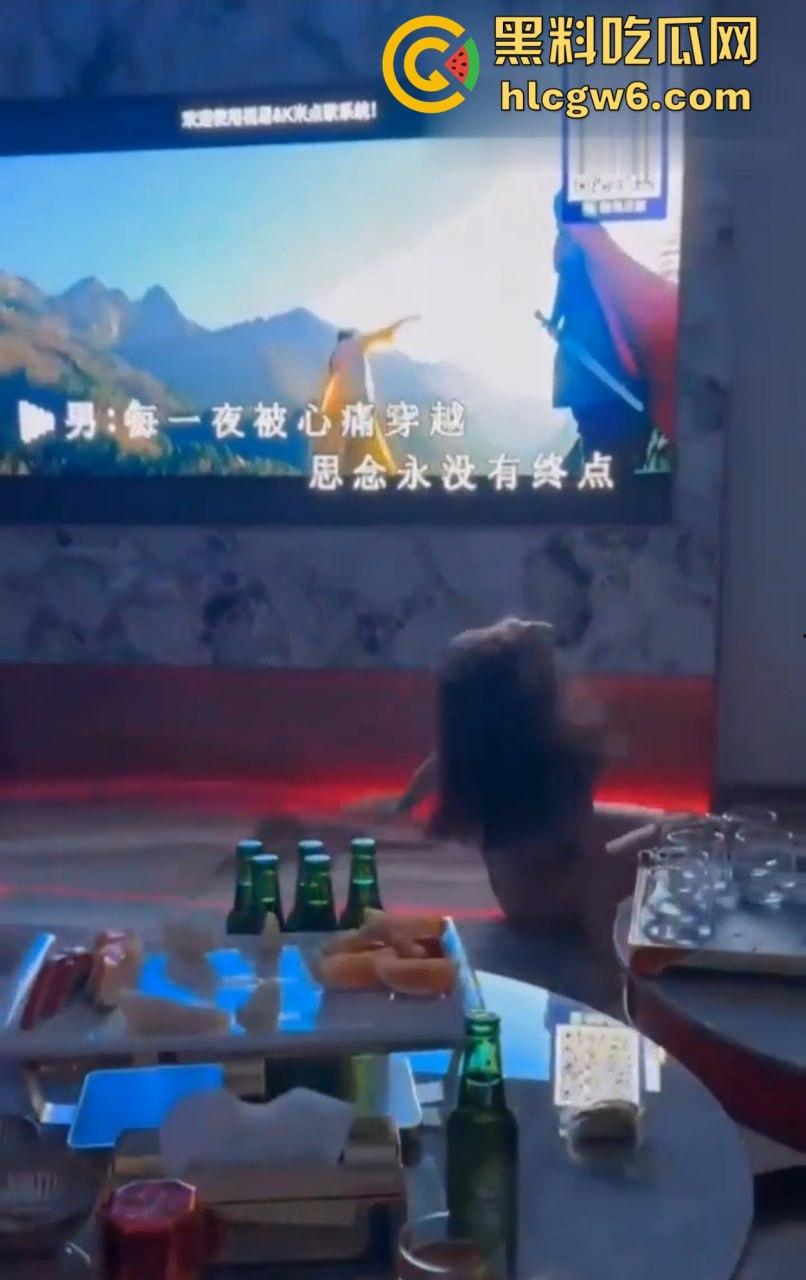 KTV坐台女包间骚操作全解析！口交、做爱、裸舞样样全 公共场合直接开车 商K玩法科普让你打开新世界！-5