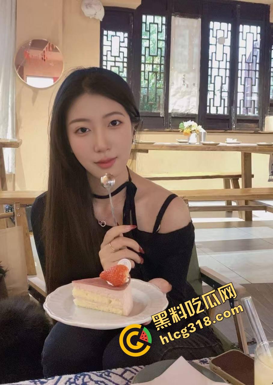 武汉瓜友线下约到专业M小母狗,见面装备齐全调教一顿玩,照片比视频更带感,真会玩的女的全在圈里!-2