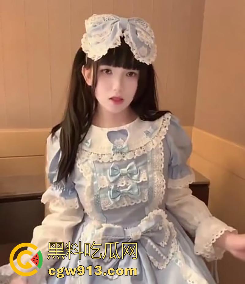 推特精盆小母狗【无敌小亦】,绝对是嫩妹萝莉天花板,大尺度私拍会员付费福利,视频曝光免费看!-1