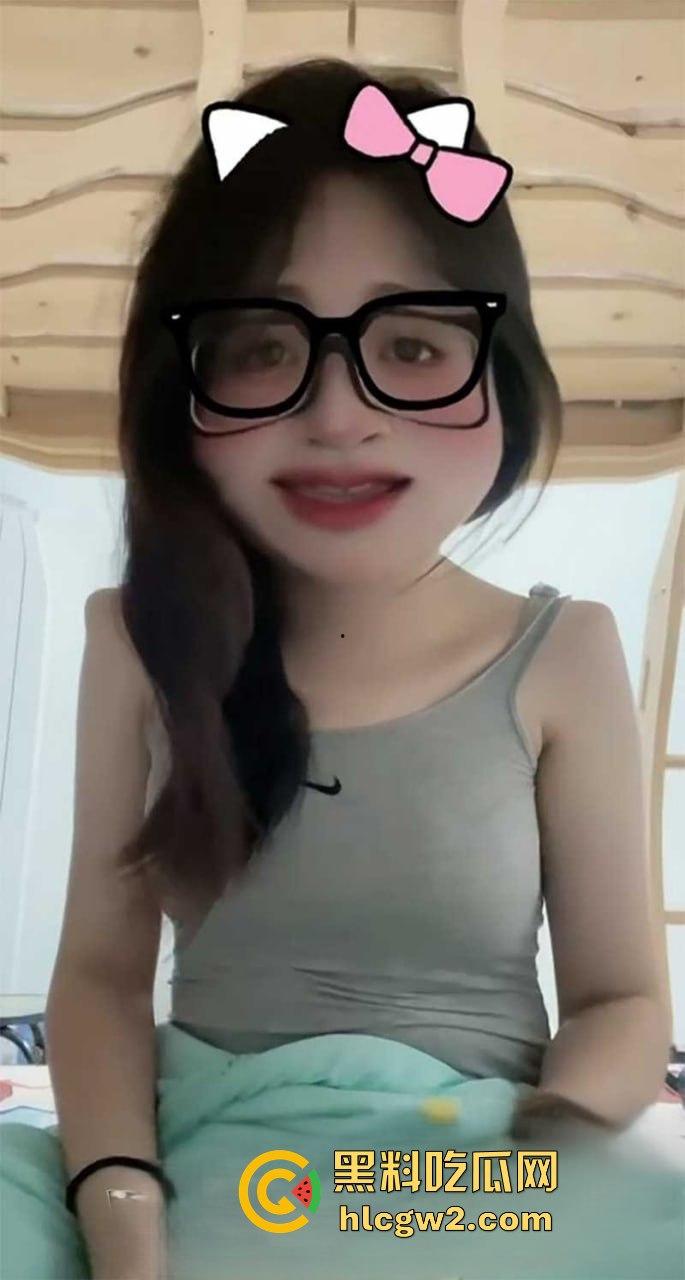 石家庄师范大学『常婉君』分手后惨遭曝光做爱视频!白嫩骚货姿势撅得销魂 ,被操得全身抽搐发软!-3