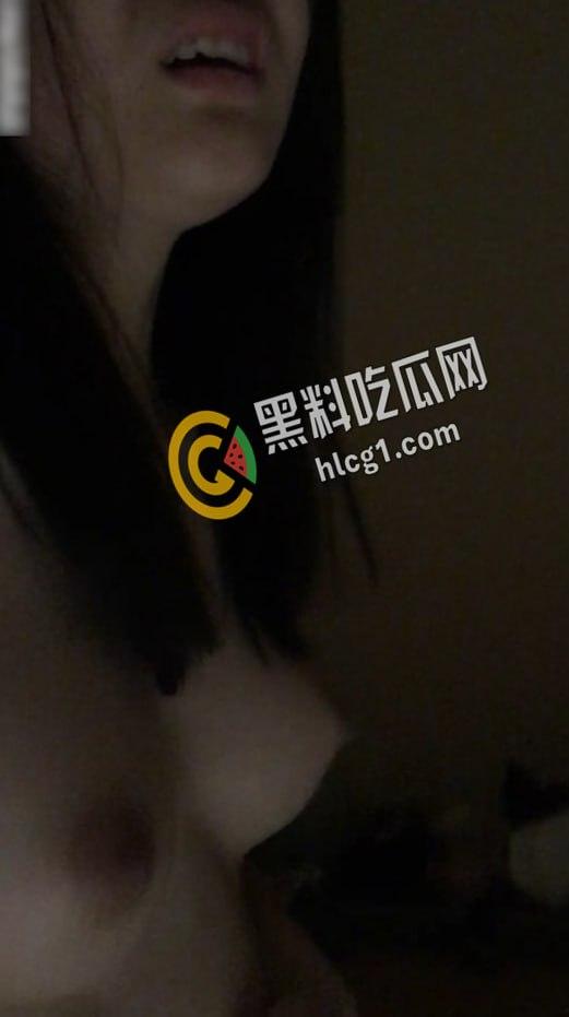 公司同事被拿下 拍摄性爱视频炫耀曝光 经典永流传！清纯的外表下却非常反差 听叫声都硬了！-9