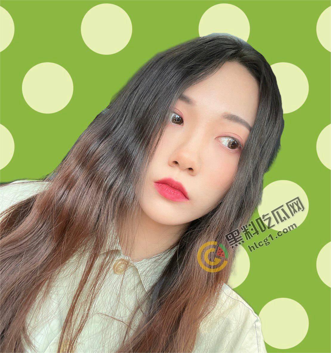 反差婊母狗吴新园曝光!职业护士化身骚母狗JK,绿帽老公泄密视频全网疯传!-3