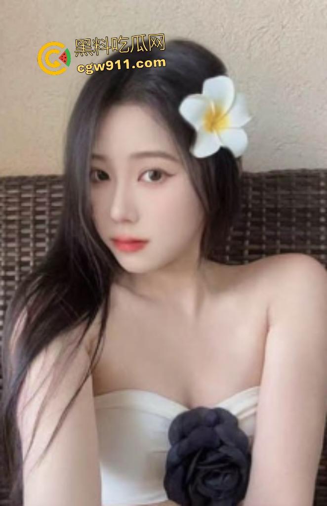 985高校大学生【蒋江云】,变身女上位猛骑榨精骚货,嫩穴紧裹大棒后入喷潮能淹人,约炮调教值了!-1