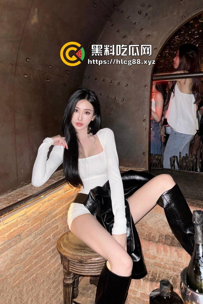 上海陪酒妹曝同事『余曼婷』脏逼性瘾狂,天天假恋爱操遍不戴套,烂逼的病还嘴硬!-12