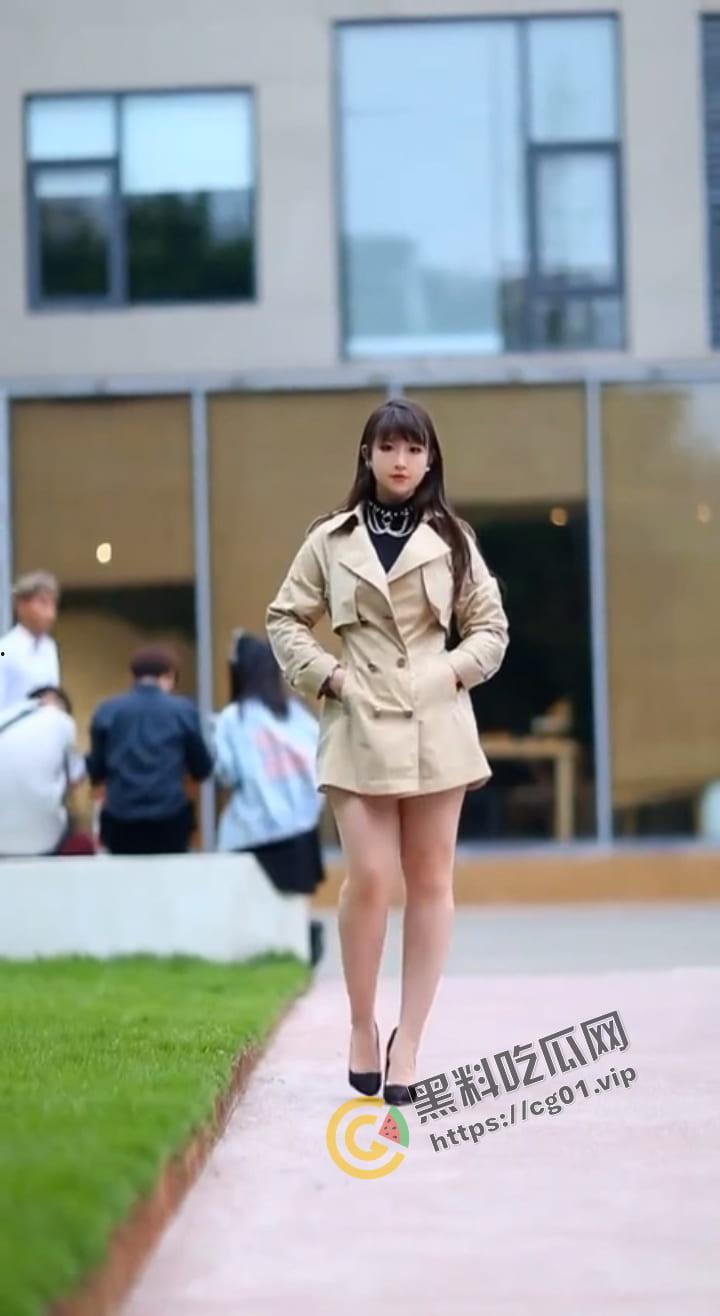 抖音 25万粉 汤圆 骚女私拍 为完成土豪任务当街露情趣内衣-2