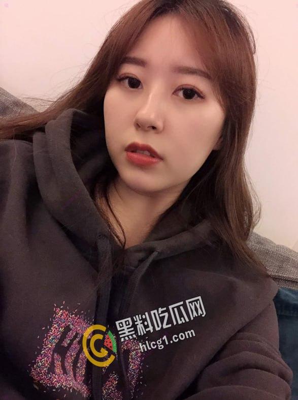 超高颜值校花与男友做爱视频泄密曝光。什么是恋爱？你把男朋友放心上男朋友把你放网上-2