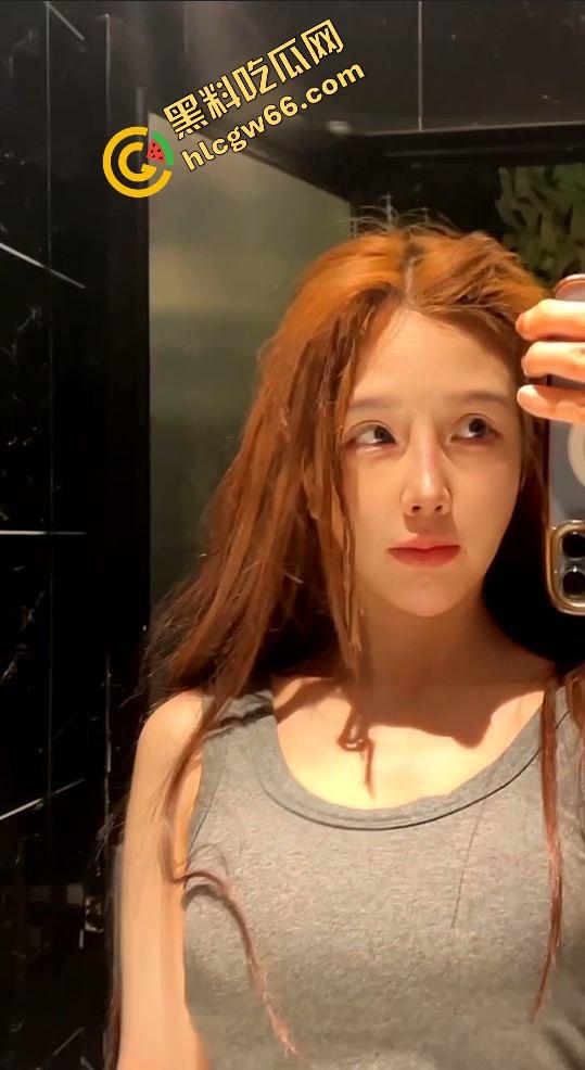 黑龙江高端外围三女一男群P淫趴视频曝光,直播还在装纯,镜子前跪舔抢屌,骚得毫无下限!-2