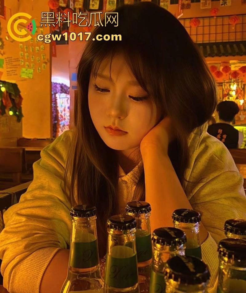 河北微胖巨乳母狗【李艺铭】高颜值骚货坦克身材皮肤白皙,骚逼粉嫩激情爆操浪叫勾魂,车内猛干粉嫩骚逼水狂喷!-3