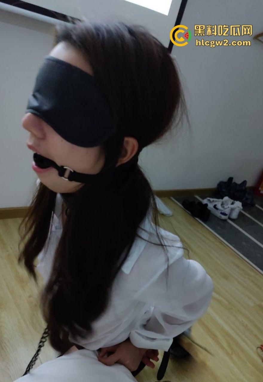 高冷女领导【朱静怡】调教!绳艺捆绑口塞羞耻呻吟,爆出惊人反差,网友直呼看得顶不住!-19