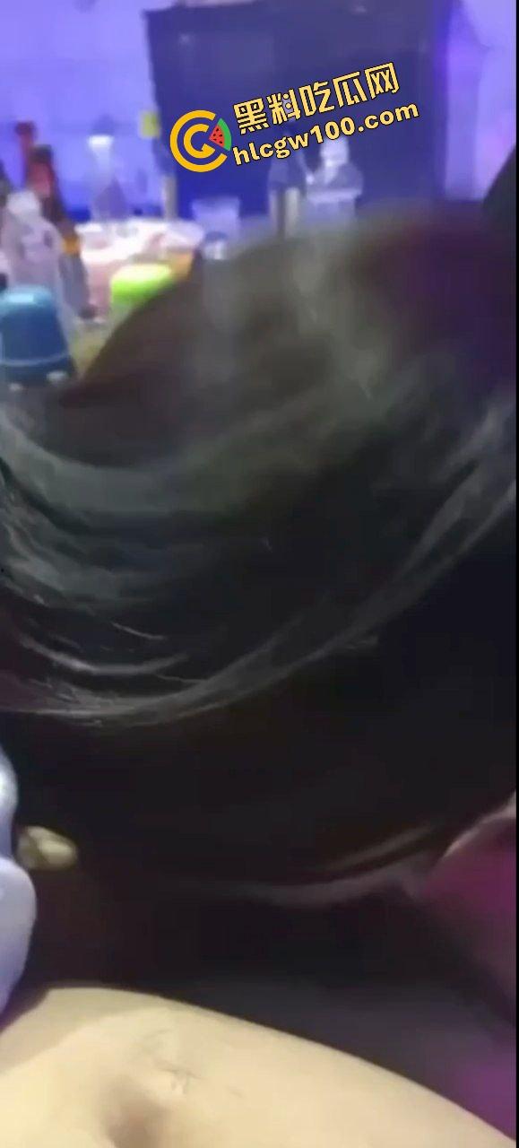 成都纺织专科精神妹反差骚婊子『肖洁』KTV深喉口交大哥 肛塞调教酒店黑丝操逼娇喘淫叫!独家曝光流出!-5