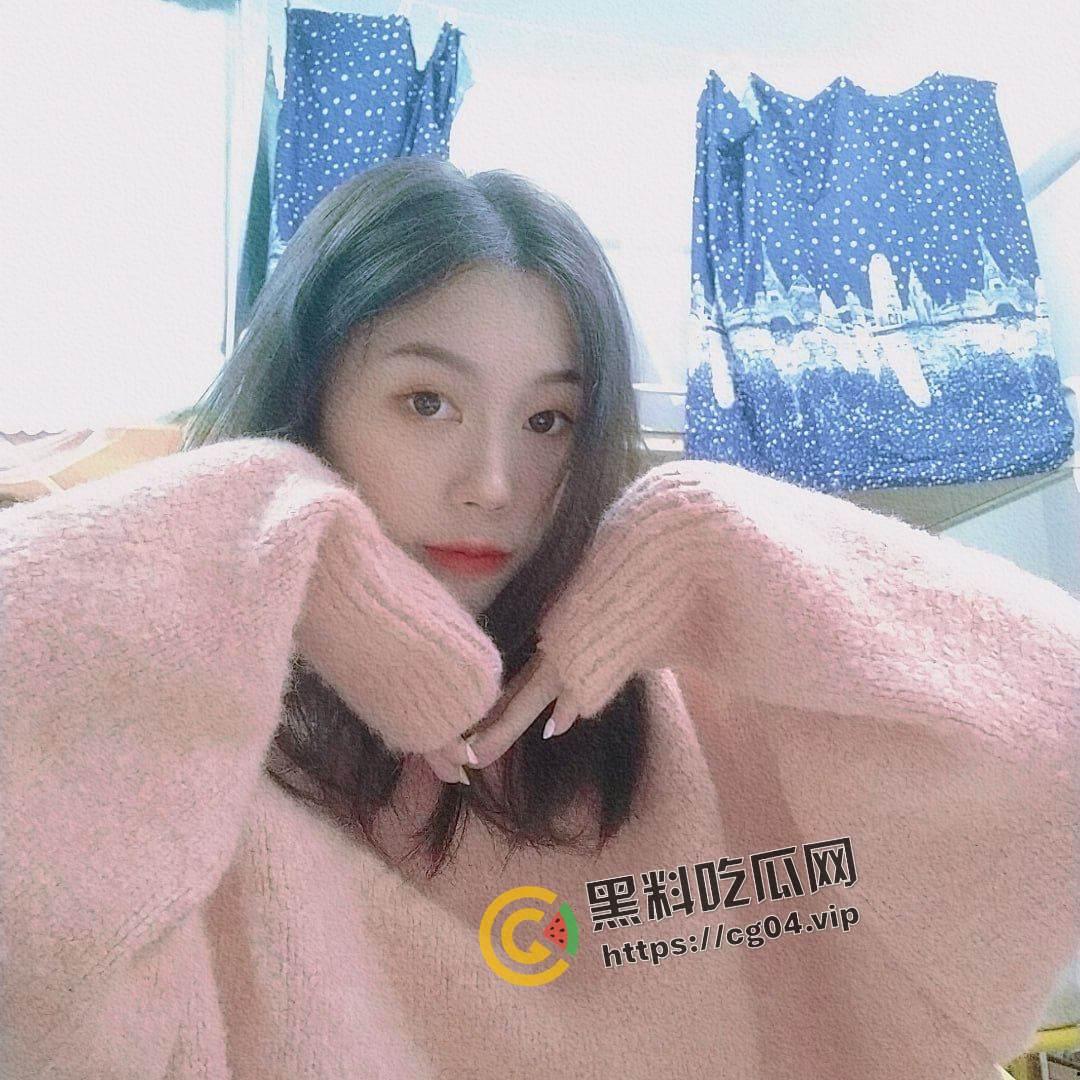 惊鸿一瞥!偷拍学委如厕被发现 不要误会李嘉琪同学 我只是想与你深入讨论更伟大的问题-1