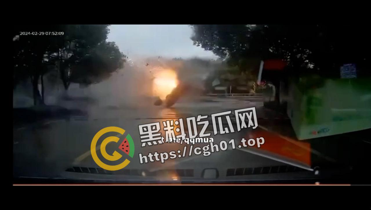 苏州小鹏p7失控 网红女车主当场死亡 疑似雷达失效 现场视频流出-8