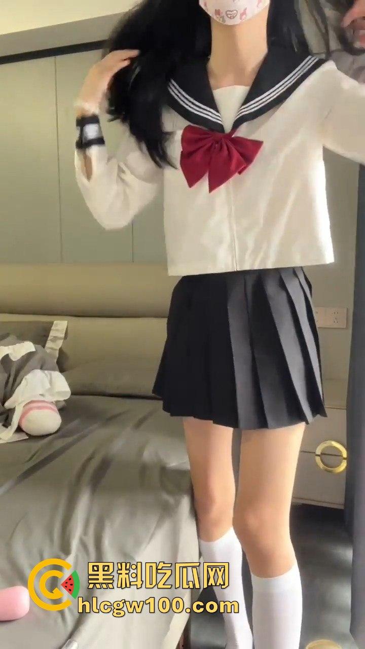 厦门大学清纯学生【林惠】自慰视频流出,微博【GNOHZY_】反差母狗道具自慰玩到失控!-4