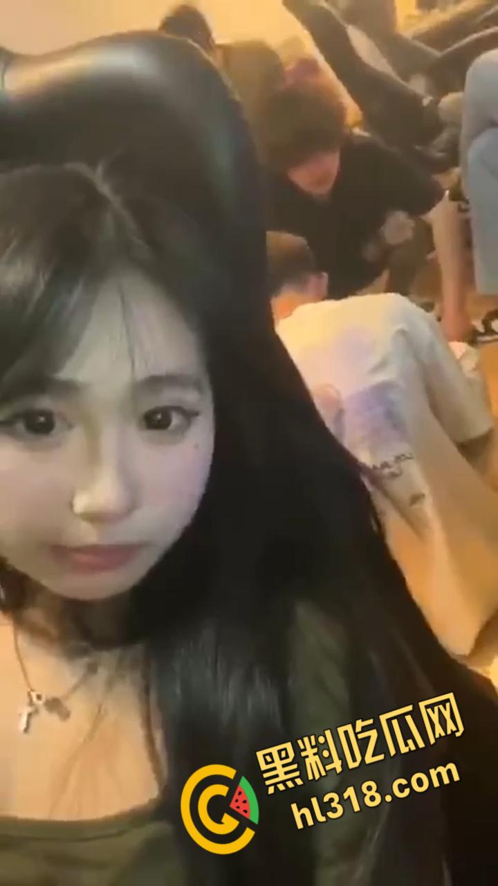 造谣女设局仙人跳,约男子酒店打炮,不料开门遭壮汉围殴暴揍,又是一个精虫上脑的蠢货 !-8