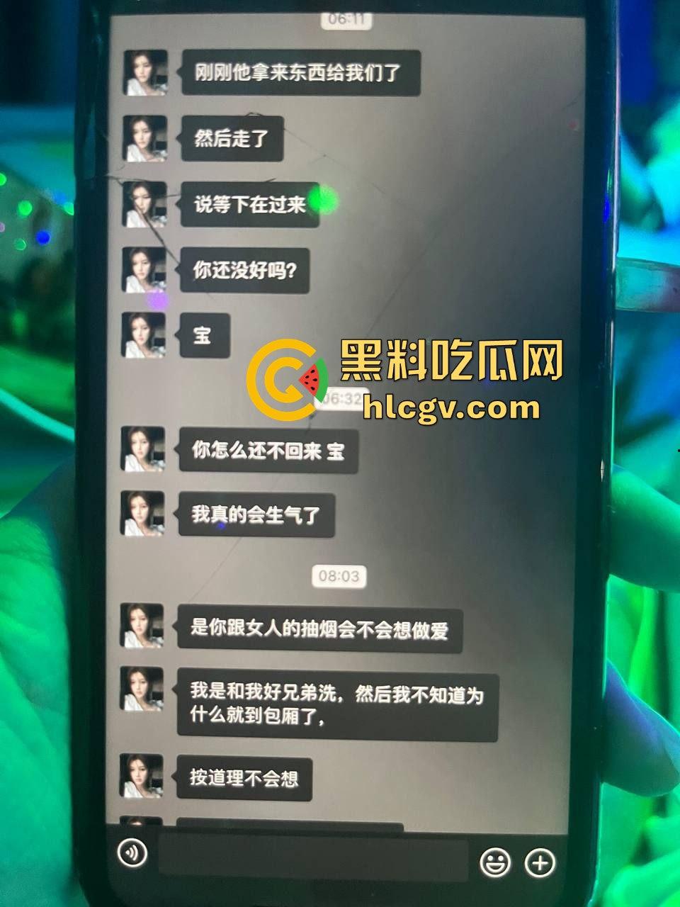 湖南高颜值御姐『李雪』偷情翻车!勾引孕妇老公被正妻抓奸,事后装纯结果爆出是个饥渴小骚逼!-3