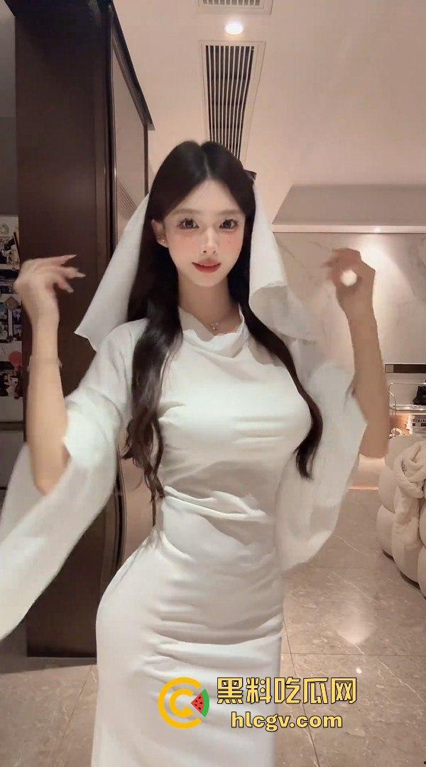 万圣节限定胆小慎点!鬼面娘性感到榨人精尽亡,极品身材撑起顶级炮架,告诉俺娘俺不是孬种!-10