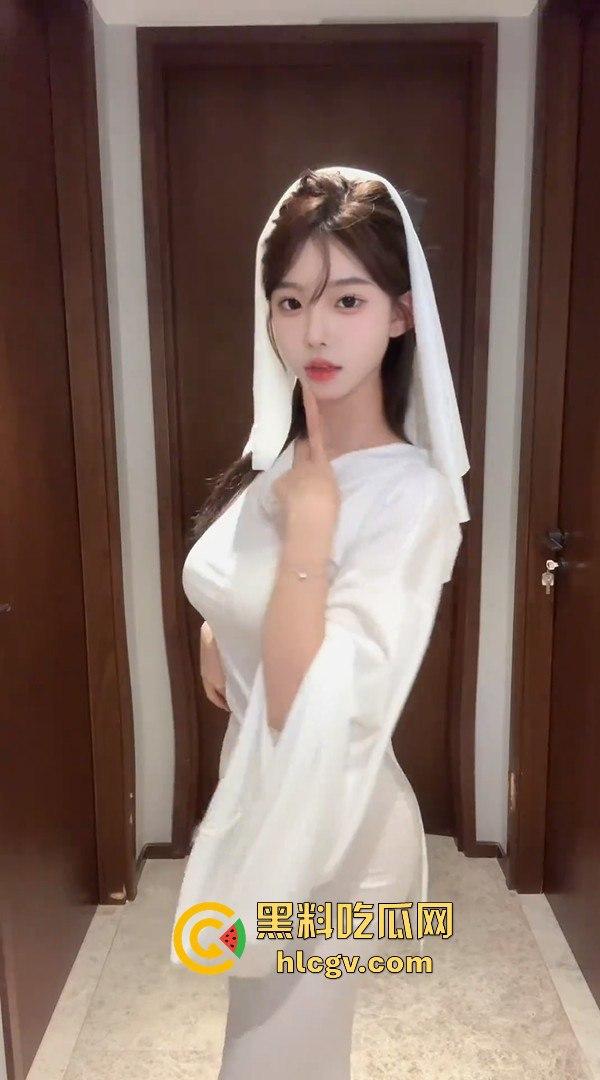 万圣节限定胆小慎点!鬼面娘性感到榨人精尽亡,极品身材撑起顶级炮架,告诉俺娘俺不是孬种!-21