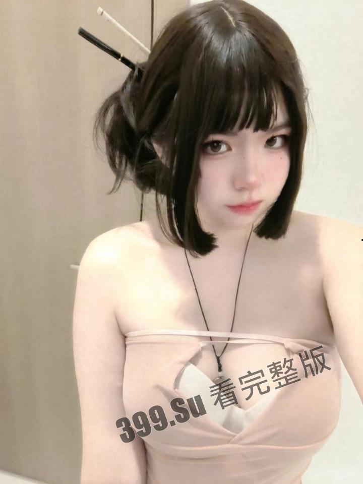 抖音网红 #暗黑水晶铁蛋酱  被扒出是推特福利姬  白嫩巨乳萝莉  果然爱cos的都是骚货-5