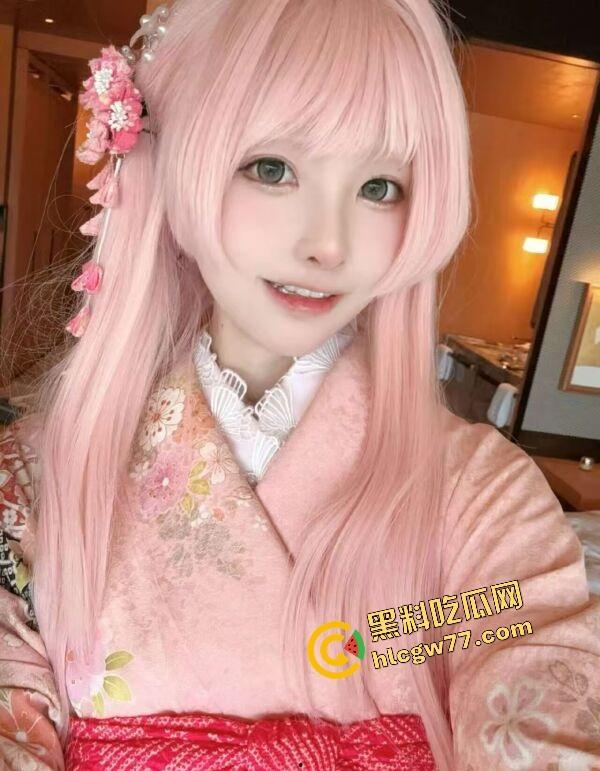 舔得起却戴不起,富哥花400万包养Coser『花卷』豪租26K月租房成了黄毛3天9次无套炮房!-30