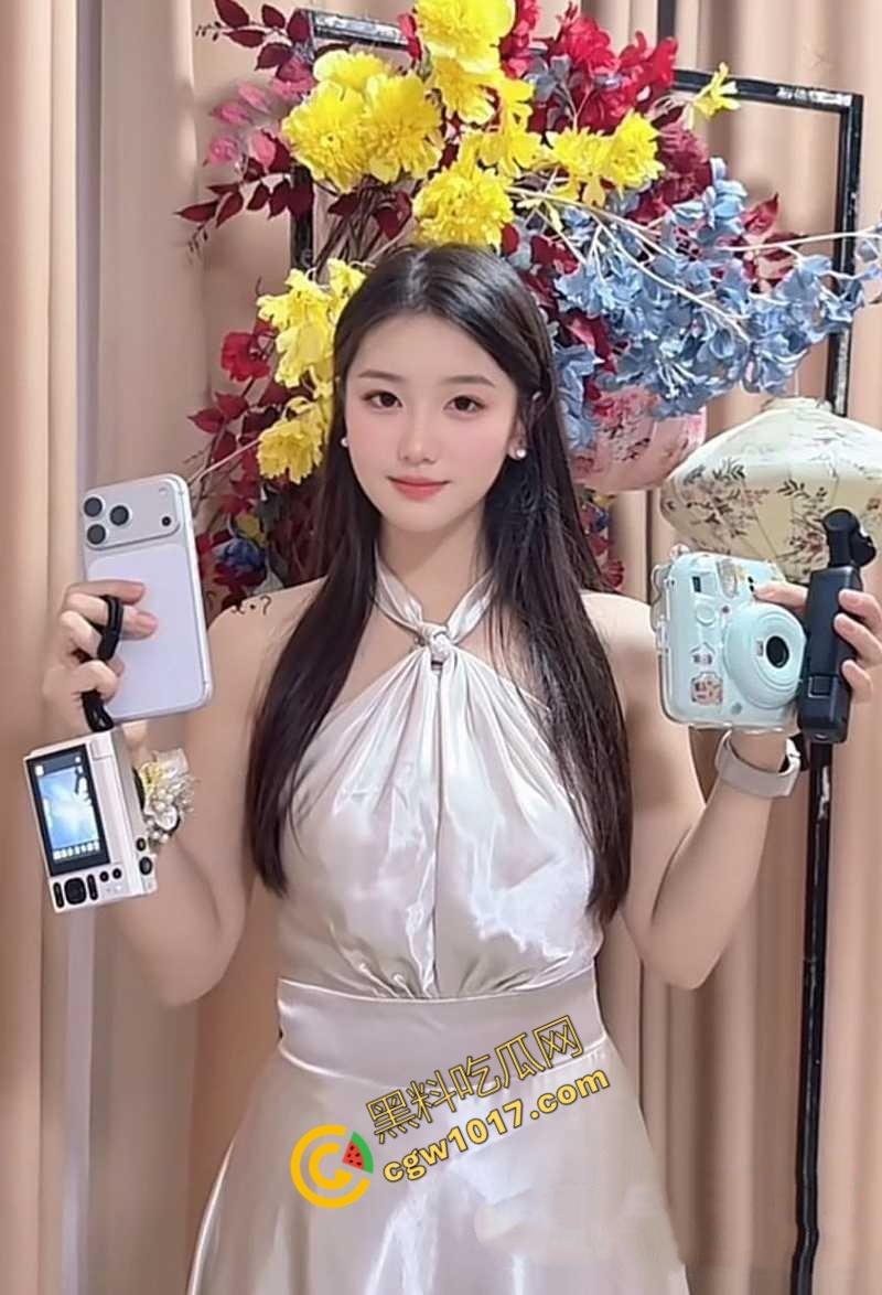 青岛风骚女护士【李沐皎】惊艳床技曝光:翘臀魅惑,无套狂欢,跳蛋激荡,深喉吞吐如母狗般饥渴-5