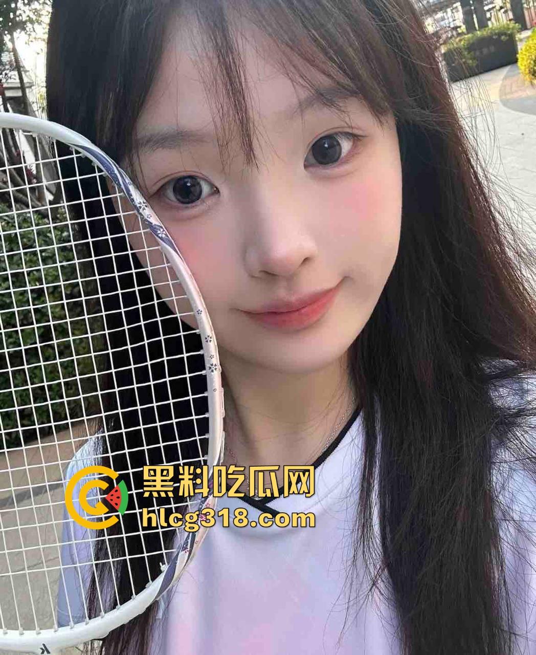 深圳18岁毕业嫩妹刚毕业就当鸡,张口就5000包夜,2500连口都不给,瓜友砸钱要曝光小辣鸡!-17