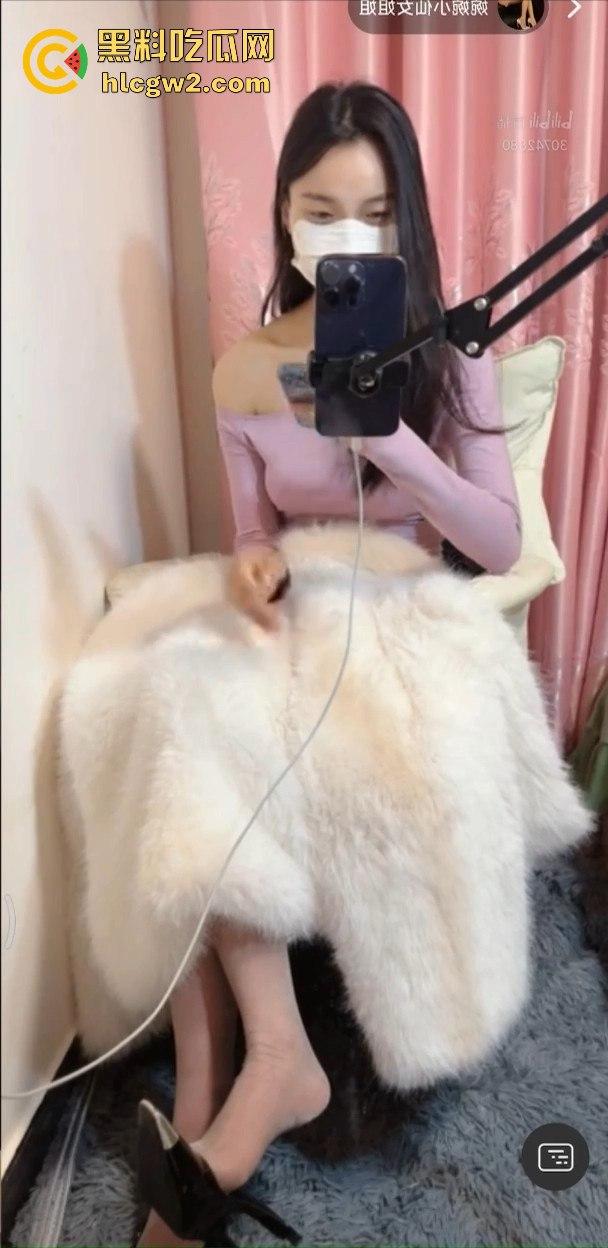 抖音B站双平台主播【婉婉小仙女】福利曝光 大尺度反差，双视角一对一自慰，骚到极致被封号！-10