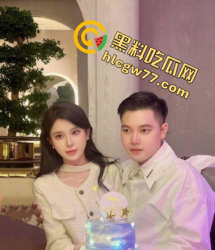 【覃海美】绝色女神变金主骚鸡！嫩逼内射爽翻天，完事还要抠出B里的精子吃下！-2